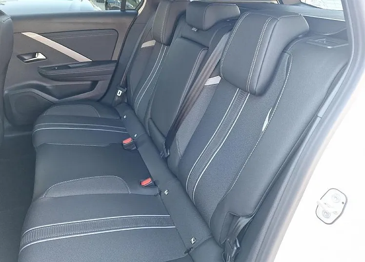 Zunanja slika - Opel Astra - 1.5 Dizel 96KW GS ST - Avtomatik - 8 let jamstva - 16