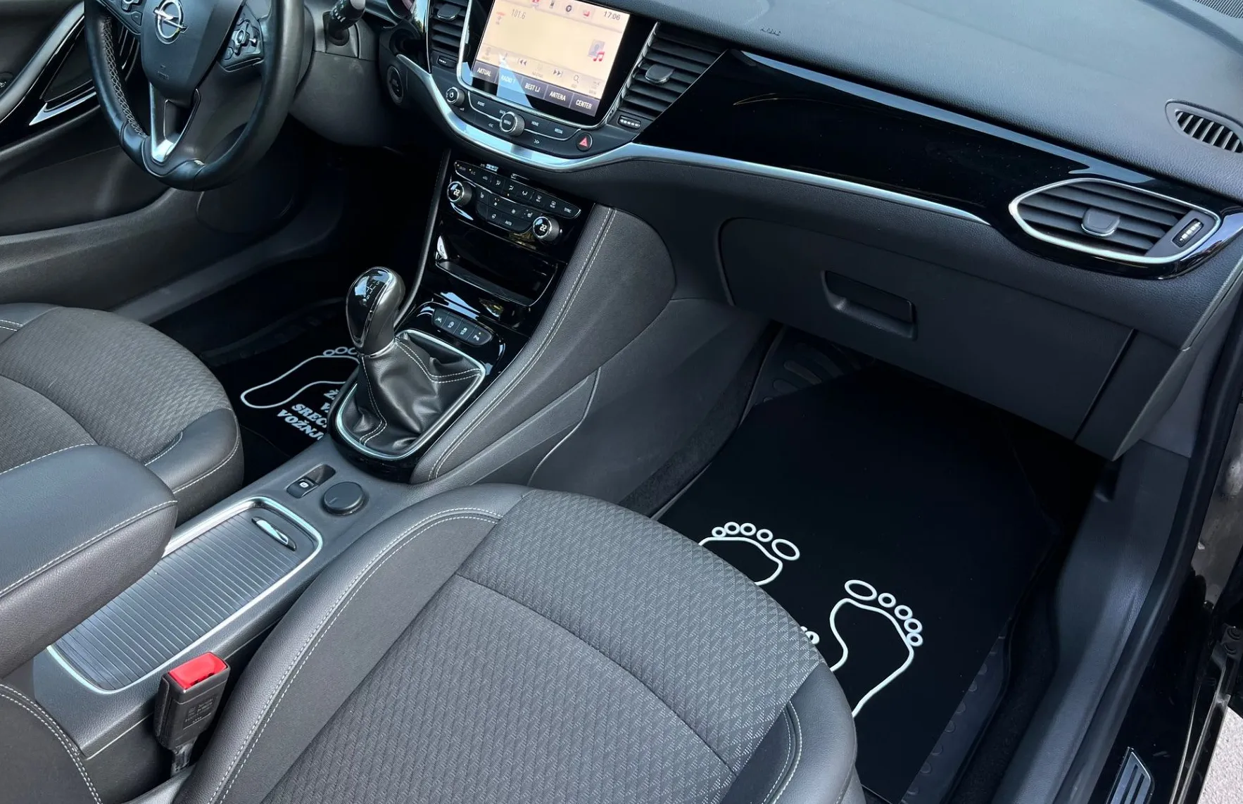 Zunanja slika - Opel Astra - 1.6 CDTI Enjoy slovensko vozilo servisna potrjena - 11