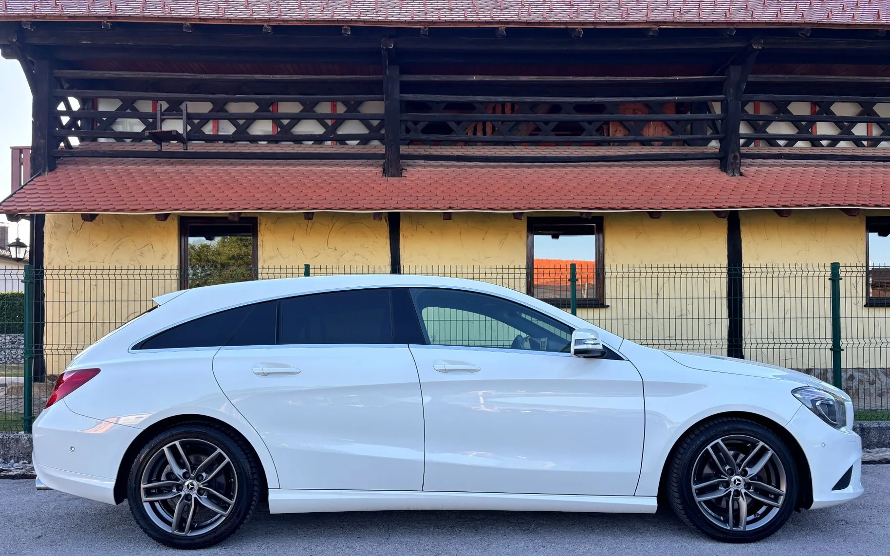 Zunanja slika - Mercedes-Benz CLA Shooting Brake - CLA-Razred 2.2 CDI - 6