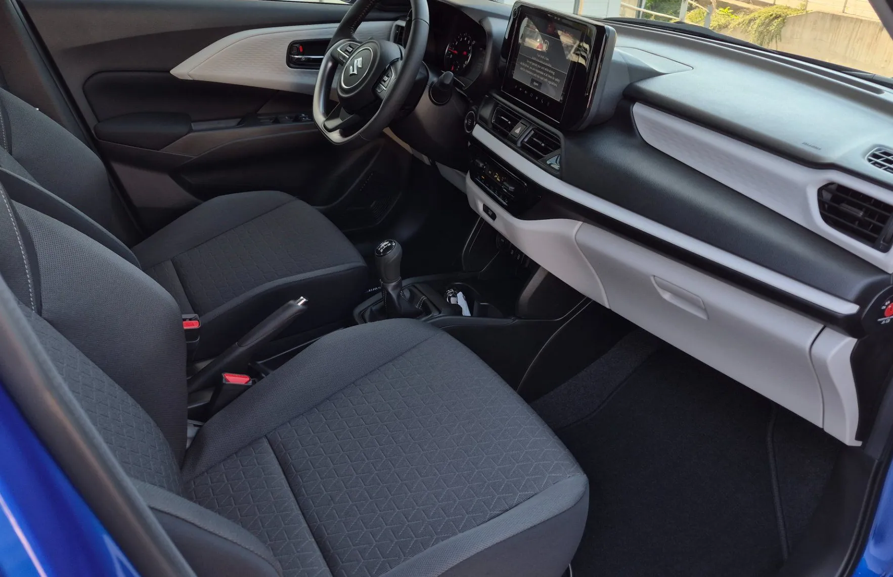 Zunanja slika - Suzuki Swift - 1.2 Dualjet AllGrip Hibrid Premium - 13