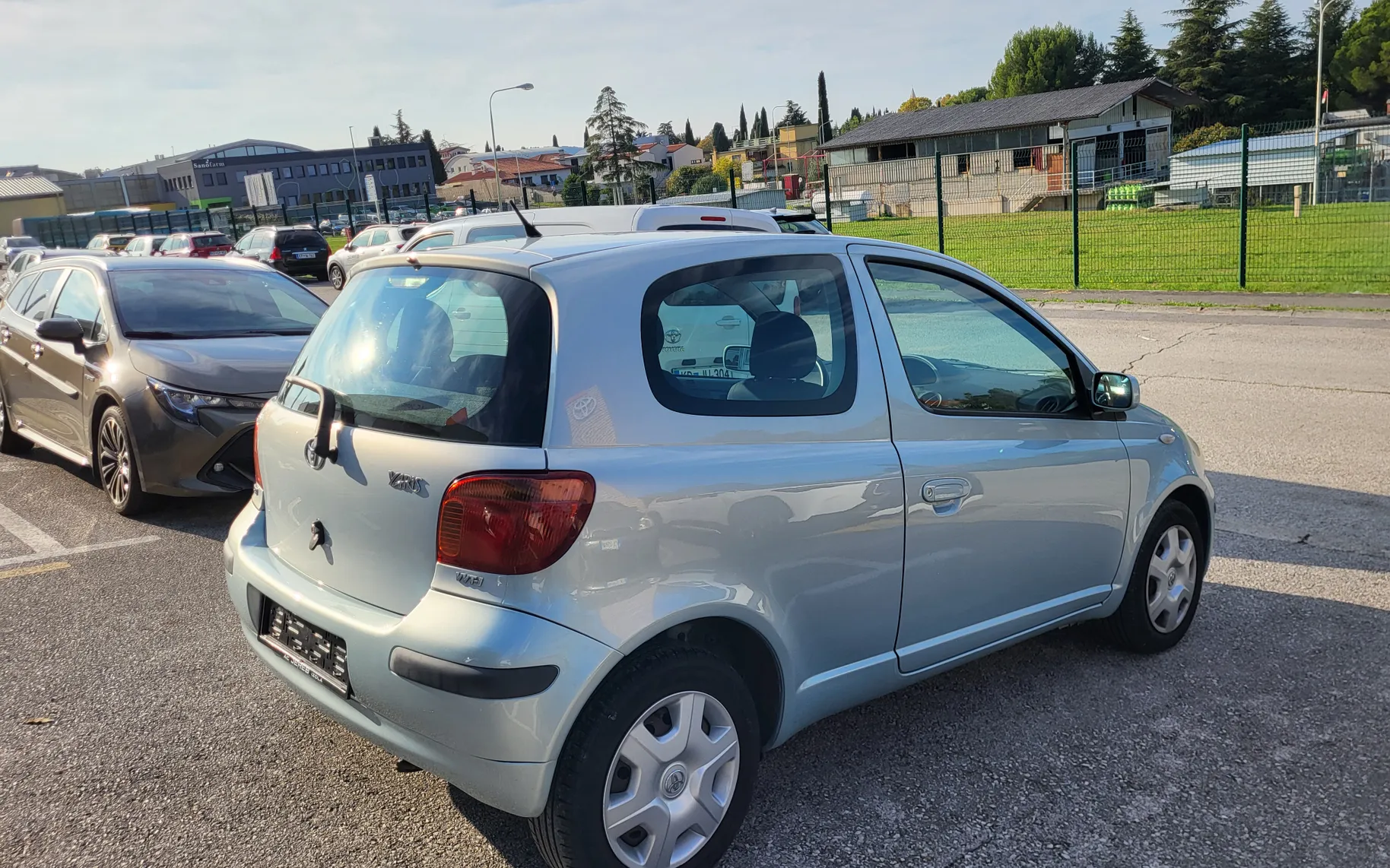 Zunanja slika - Toyota Yaris - 3V 1.0 VVT-i - 3