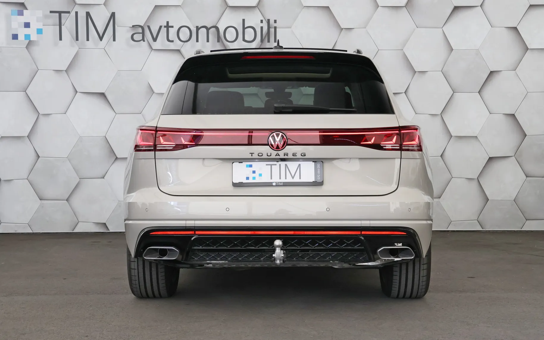 Zunanja slika - Volkswagen Touareg - 3.0 V6 TDI 4-Motion Tiptronic R-Line 286KM - 6