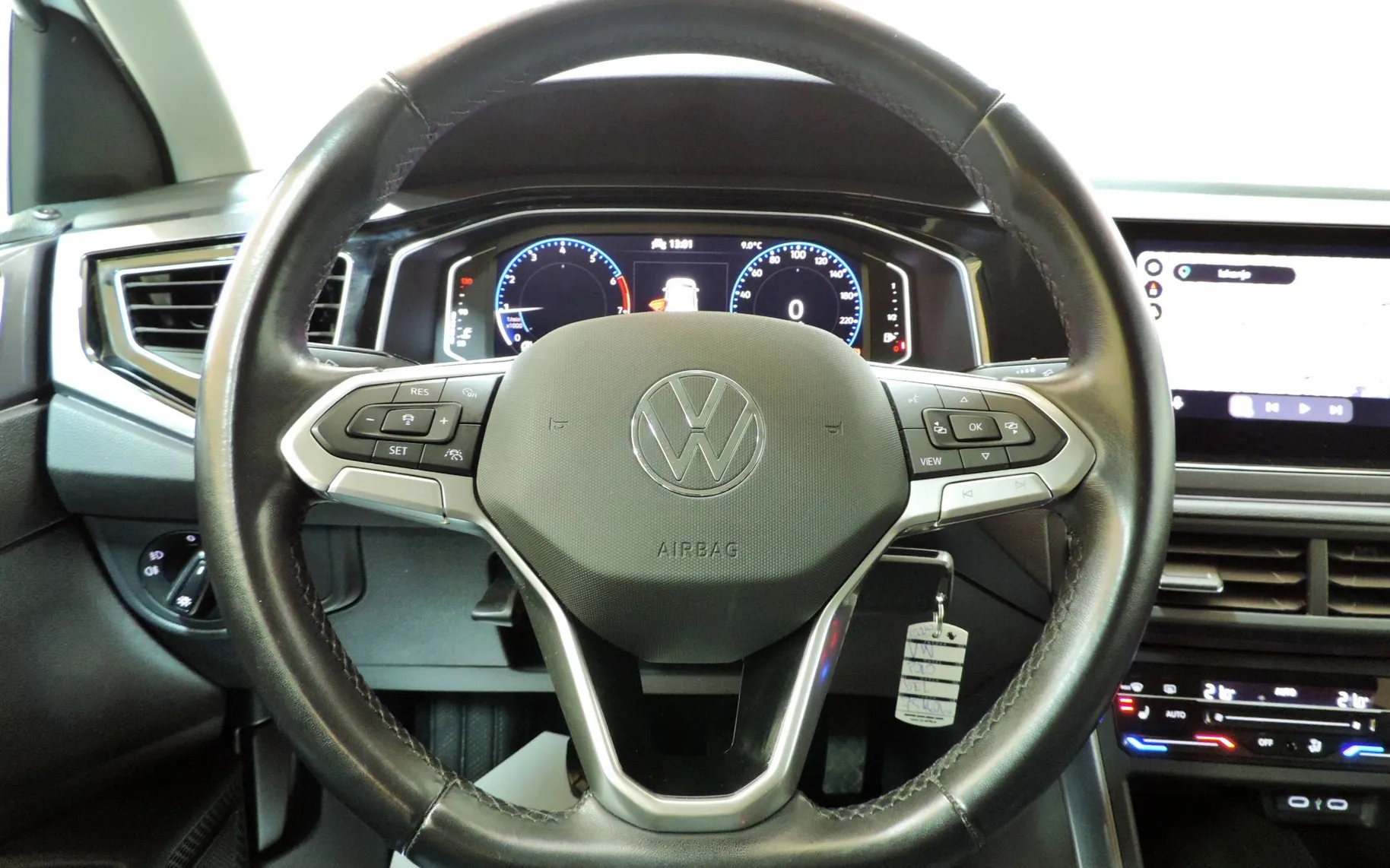 Zunanja slika - Volkswagen Polo - 1.0 TSI Style  ACC-KAMERA-MRTVI KOTI-2XPDC - 23
