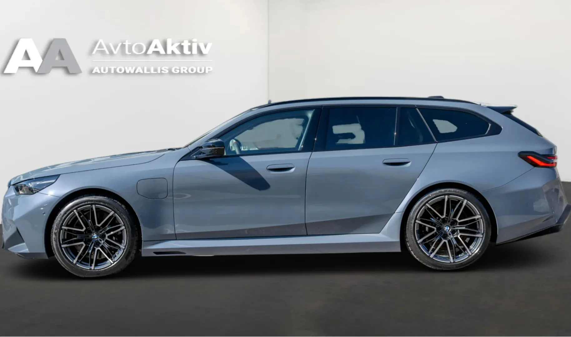 Zunanja slika - BMW i5 Touring - M5 TOURING - 10