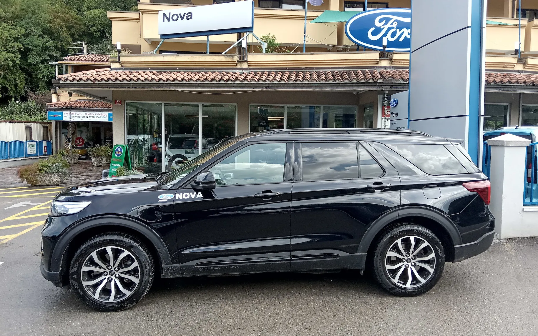 Zunanja slika - Ford Explorer - ST-LINE 3.0 PHEV AWD 440KM  A10 - 2