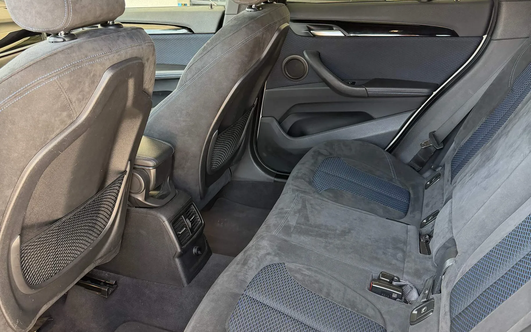 Notranja slika - BMW X1 - BMW serija : xDrive20d M Sport Avt. - 9