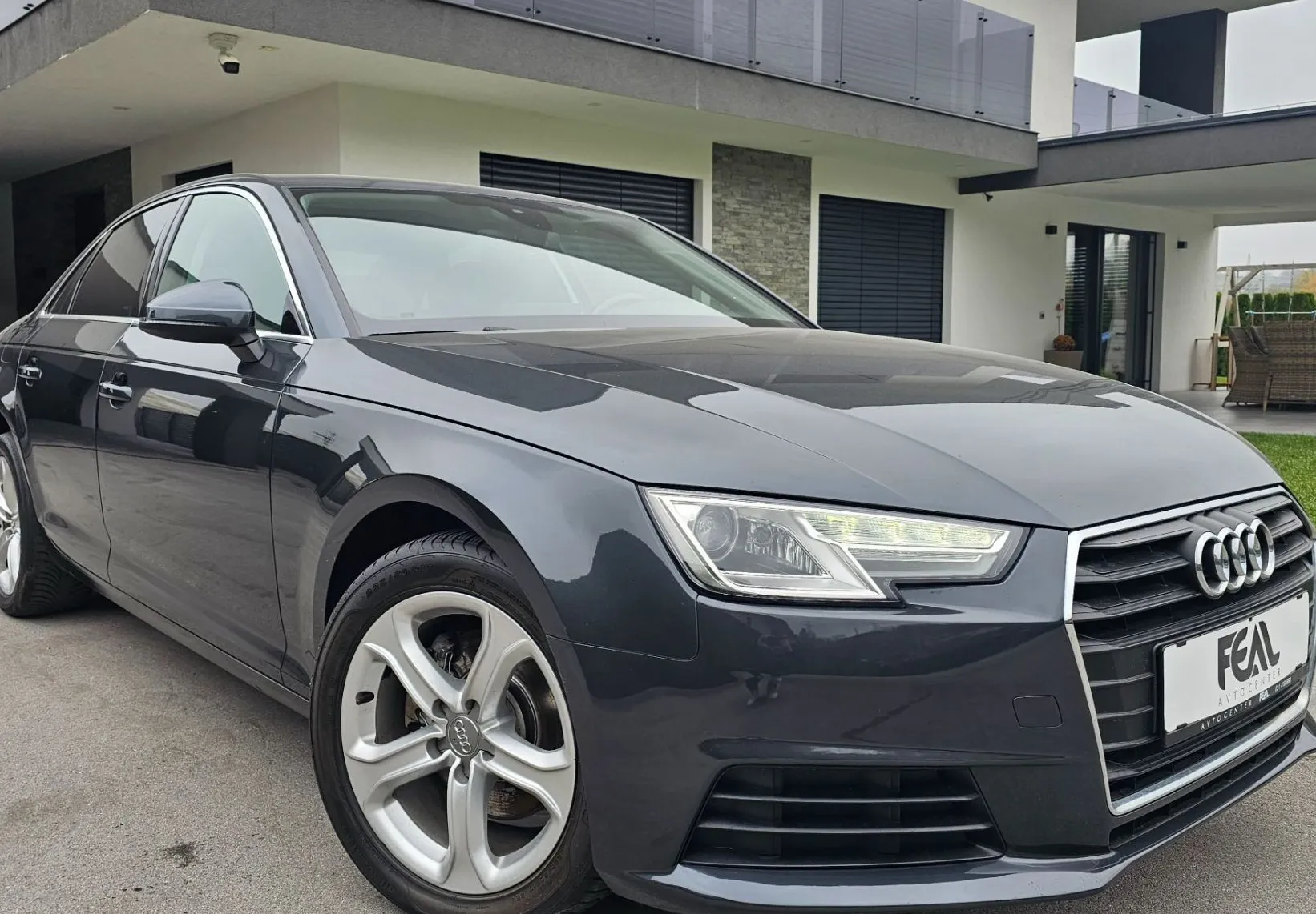 Zunanja slika - Audi A4 - 2.0 TDI-LIMUZINA-XENON-LED-NAVI-TEMPOMAT-PDC - 2