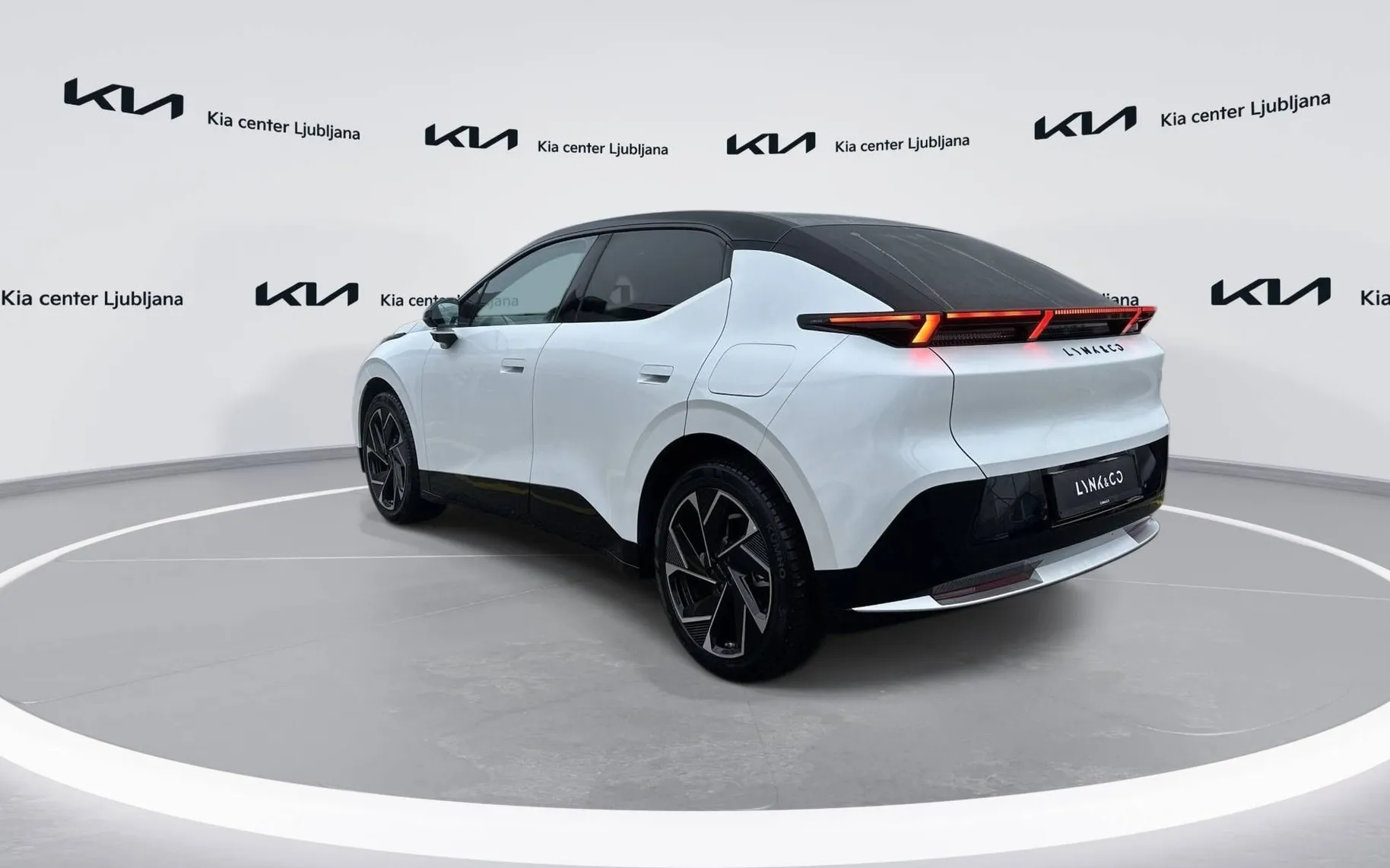 Zunanja slika - Lynk & Co 02 - More - 6