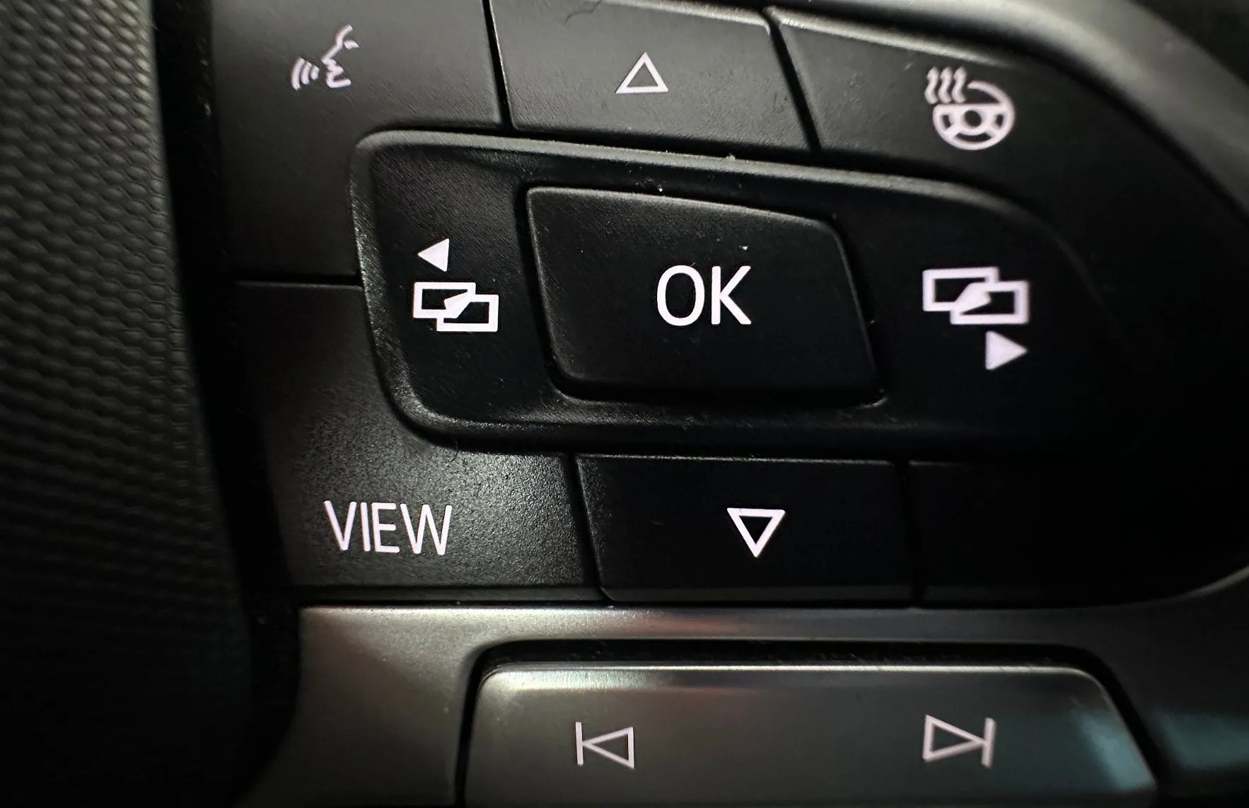 Zunanja slika - Volkswagen Tiguan - 2.0 TDI 110kW.NEMŠKI+4ALU.NAVI.AUT.GRET.SED.LED - 12