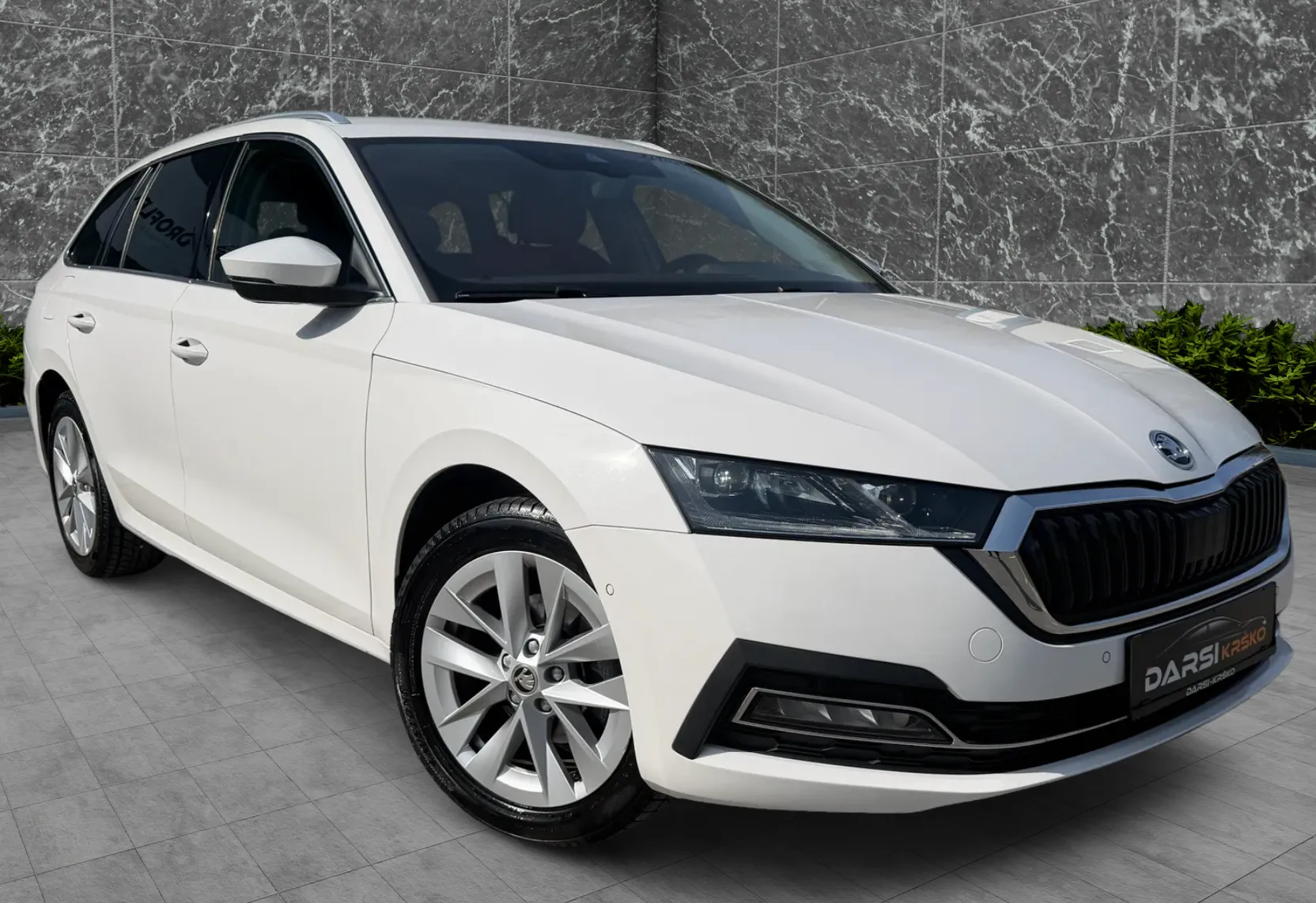 Zunanja slika - Škoda Octavia - 2.0TDI Style DSG 150PS MATRIX ACC PRIKLOP ALU17 - 1