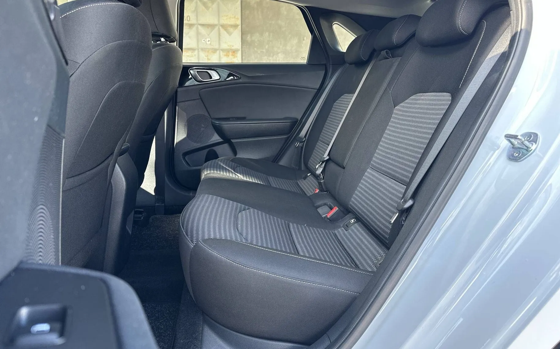 Notranja slika - KIA Ceed - 1.5 T-GDI EX Vision ISG - 11