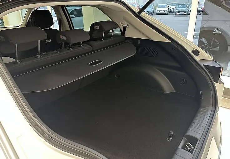 Zunanja slika - Hyundai Ioniq 5 - PREMIUM 84kWh - topl. črp. - el. kljuke -VIDEO - 12