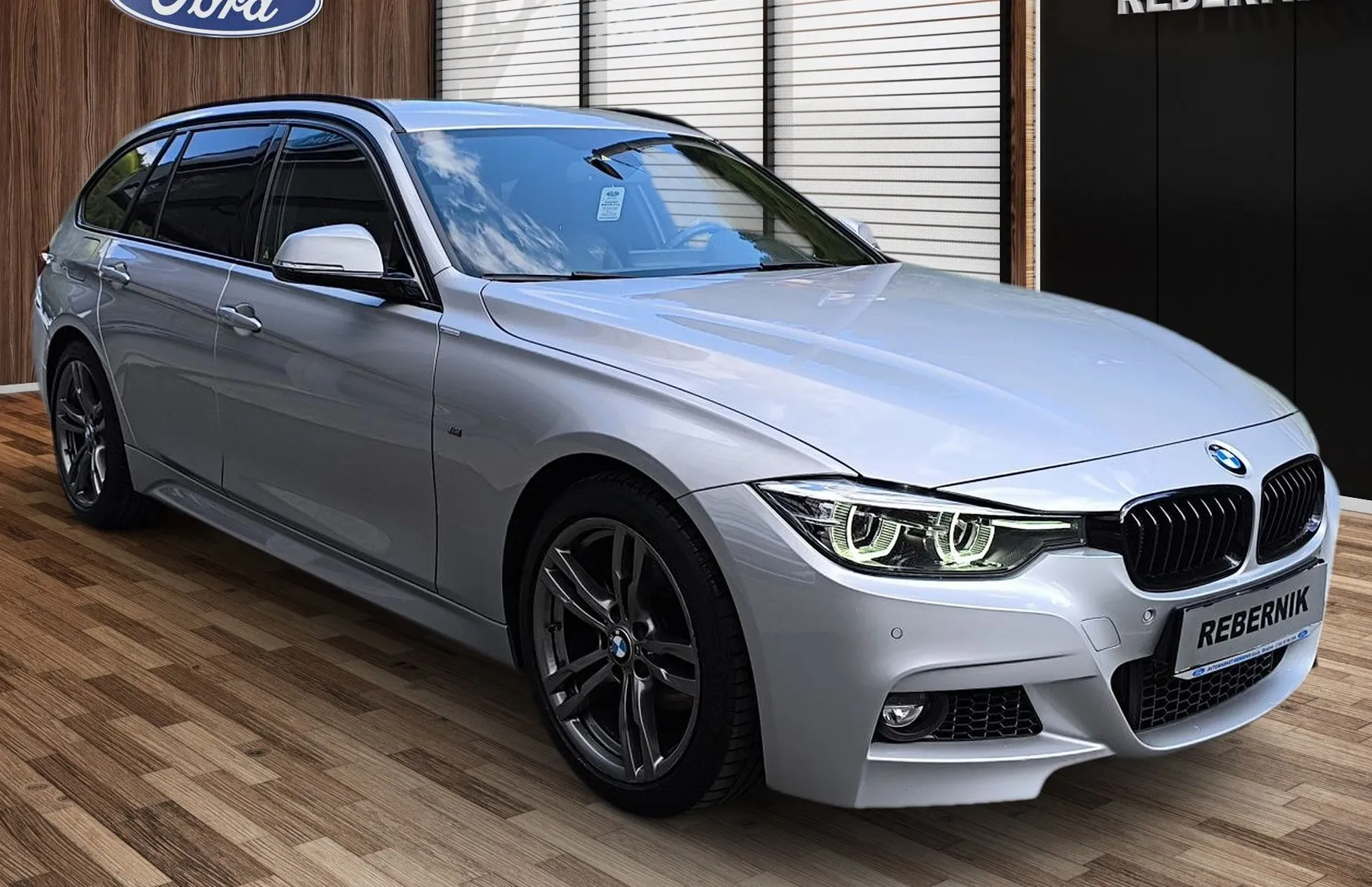 Zunanja slika - BMW Serija 3 - Touring: 318i AVT M SPORT-LED-USNJE-ŠPORTNI SEDEŽI-VIRTU - 2