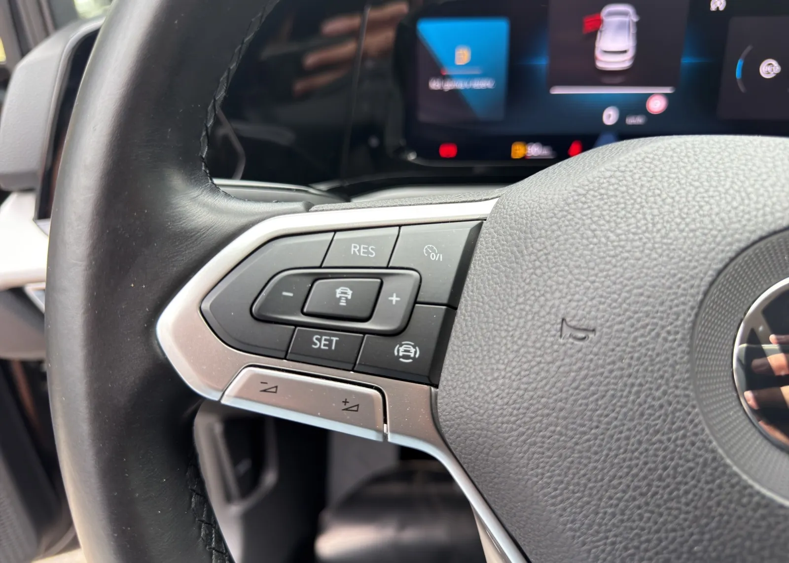 Zunanja slika - Volkswagen Golf - 1,5 TSI - 12