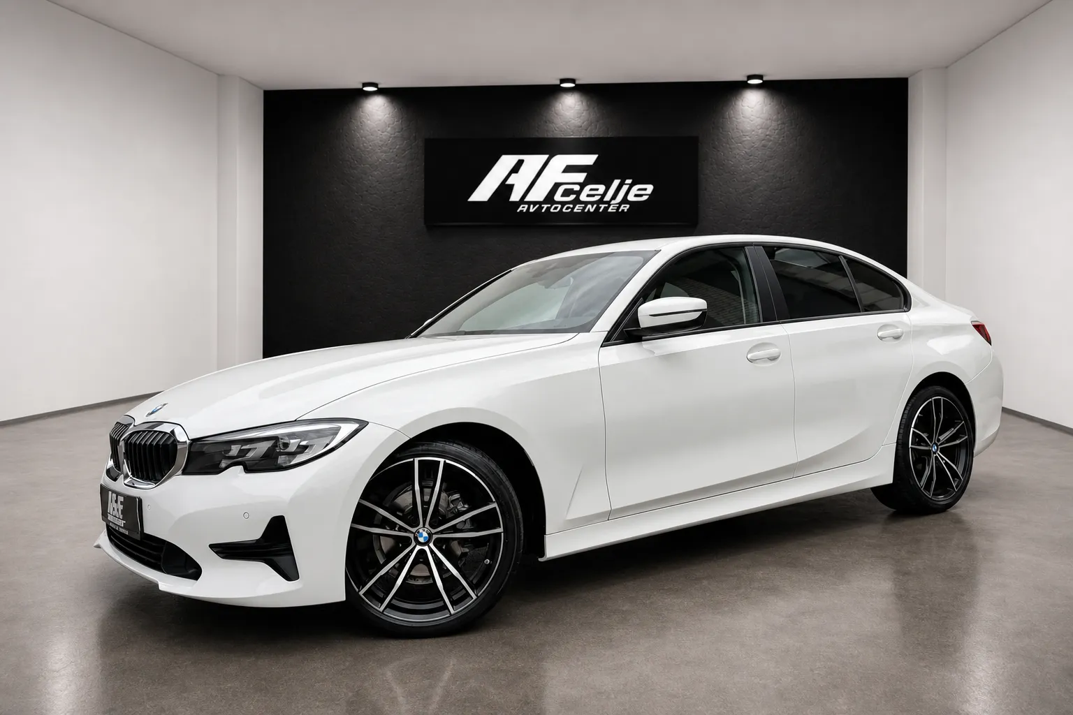 Zunanja slika - BMW serija 3: - 318d-AUT-LED-100.000km-LIZING ZA TUJCE-NAVI- - 1