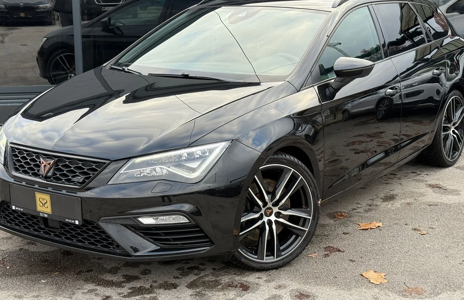 Zunanja slika - Seat Leon - 2.0TSI DSG 4x4 CUPRA-LED-VIRTUAL-NAVI-ACC-BLACK - 1