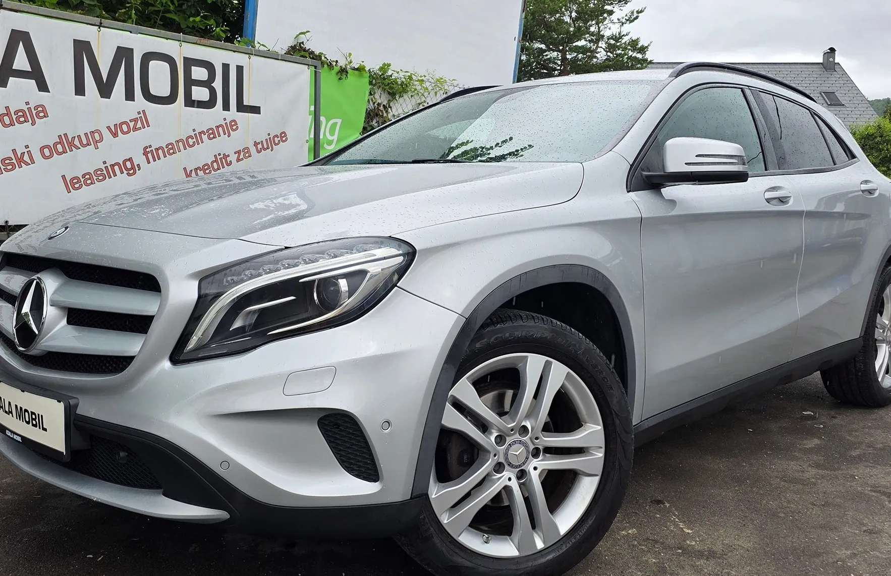 Zunanja slika - Mercedes-Benz GLA-Razred - GLA 200 CDI 4MATIC AVT. XENON-ALU-NAVI-GRETJE SŽ - 1