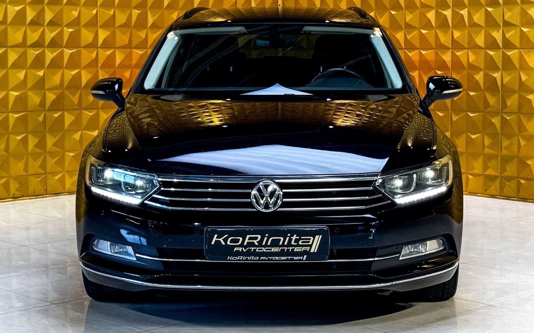 Zunanja slika - Volkswagen Passat Variant - 2.0 TDI AUT.-LED-RADAR TRMP-GRETJE-NAVI-PDC - 4