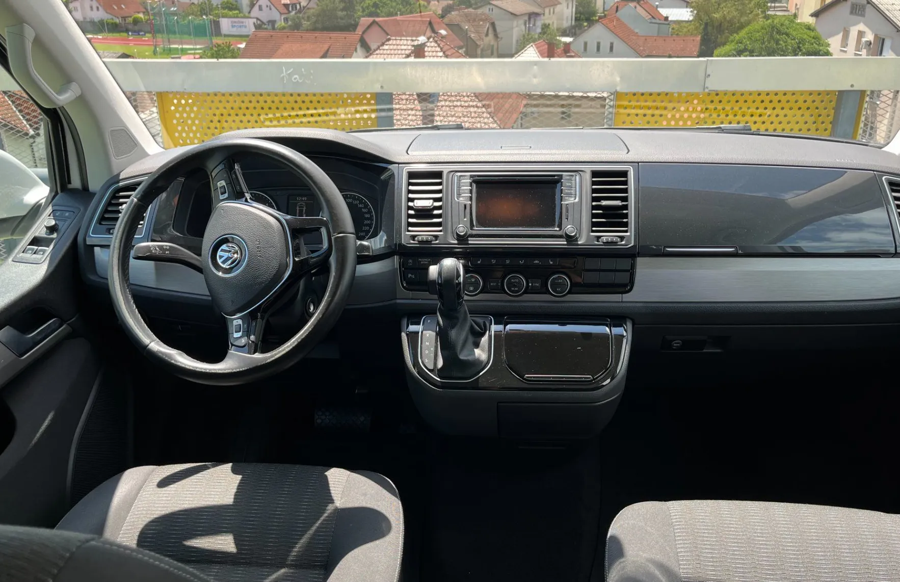 Zunanja slika - Volkswagen Multivan - 2.0 TDI DMR Comfortline DSG. LED. NAVI. 2X PDC. - 12