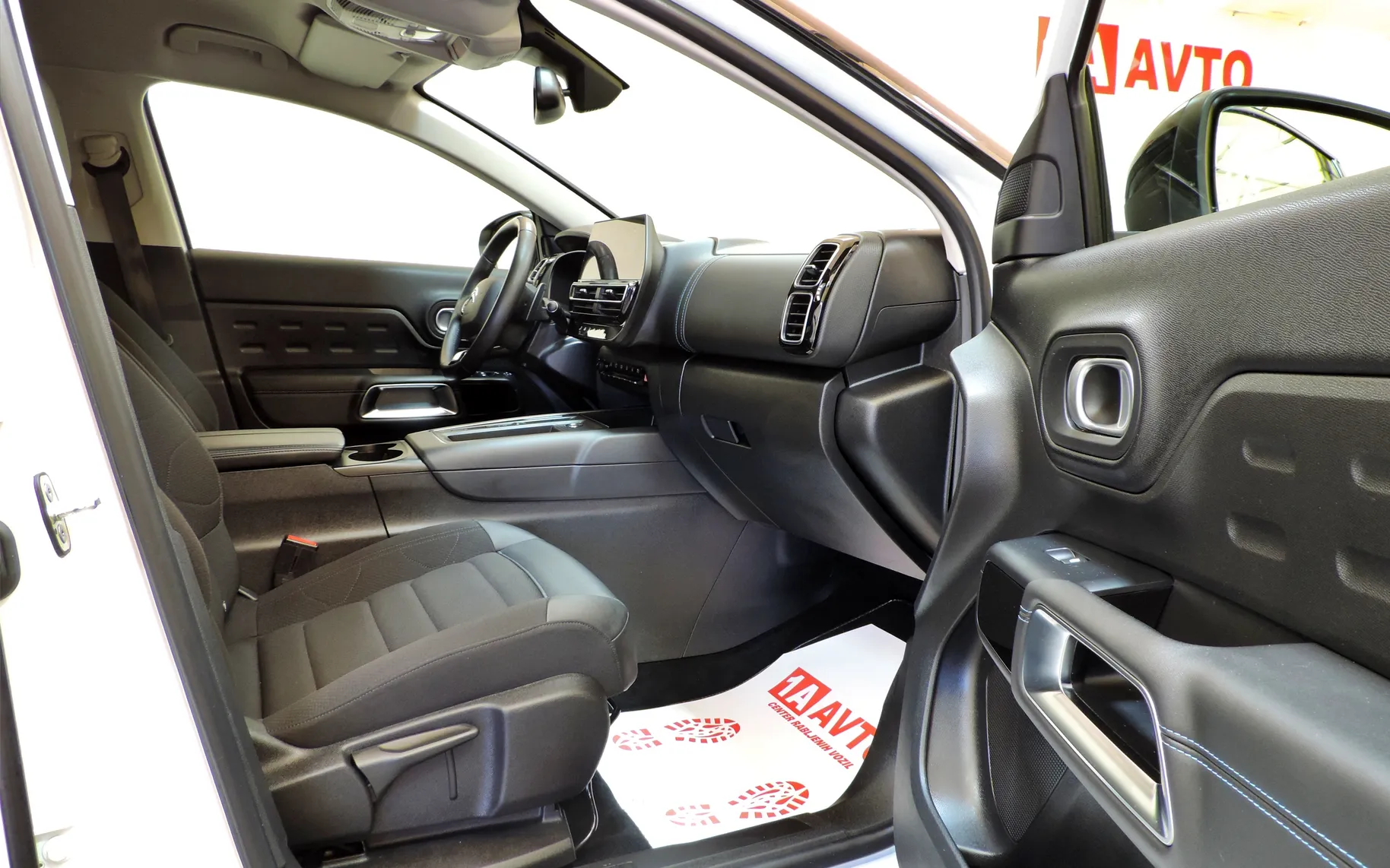 Zunanja slika - Citroën C5 Aircross - Hybrid 225 S S Shine Pack Avt. PRIKLJUČNI HYBRID - 16