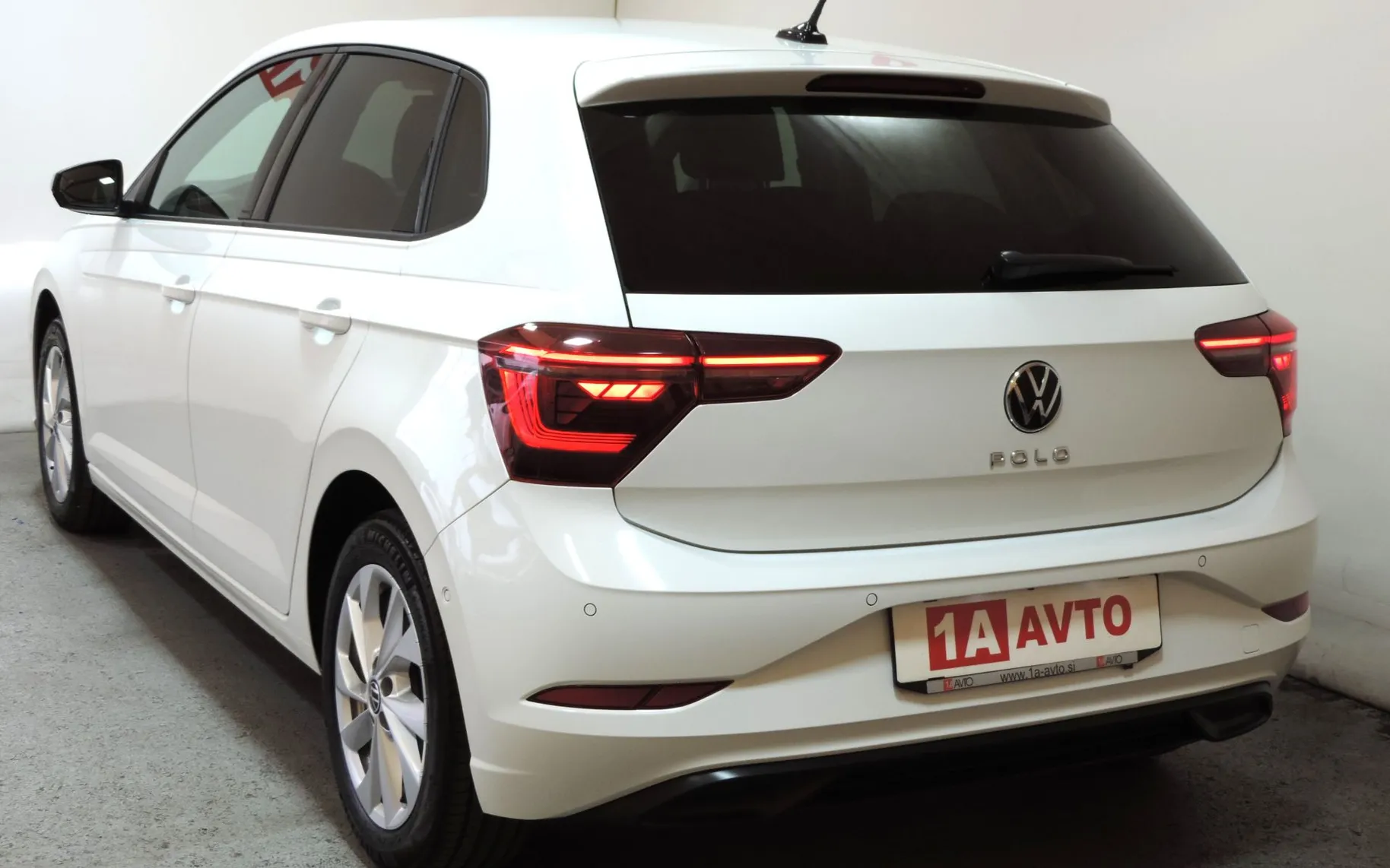 Zunanja slika - Volkswagen Polo - 1.0 TSI Style  ACC-KAMERA-MRTVI KOTI-2XPDC - 16