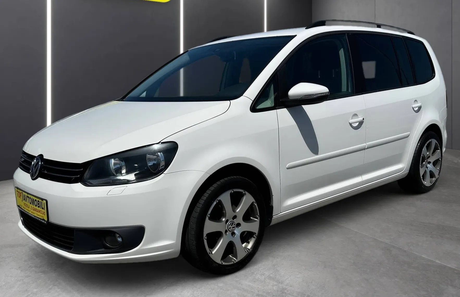 Zunanja slika - VW Touran - 1.6 TDI MOŽNOST FINANCIRANJA BREZ POLOGA - 3
