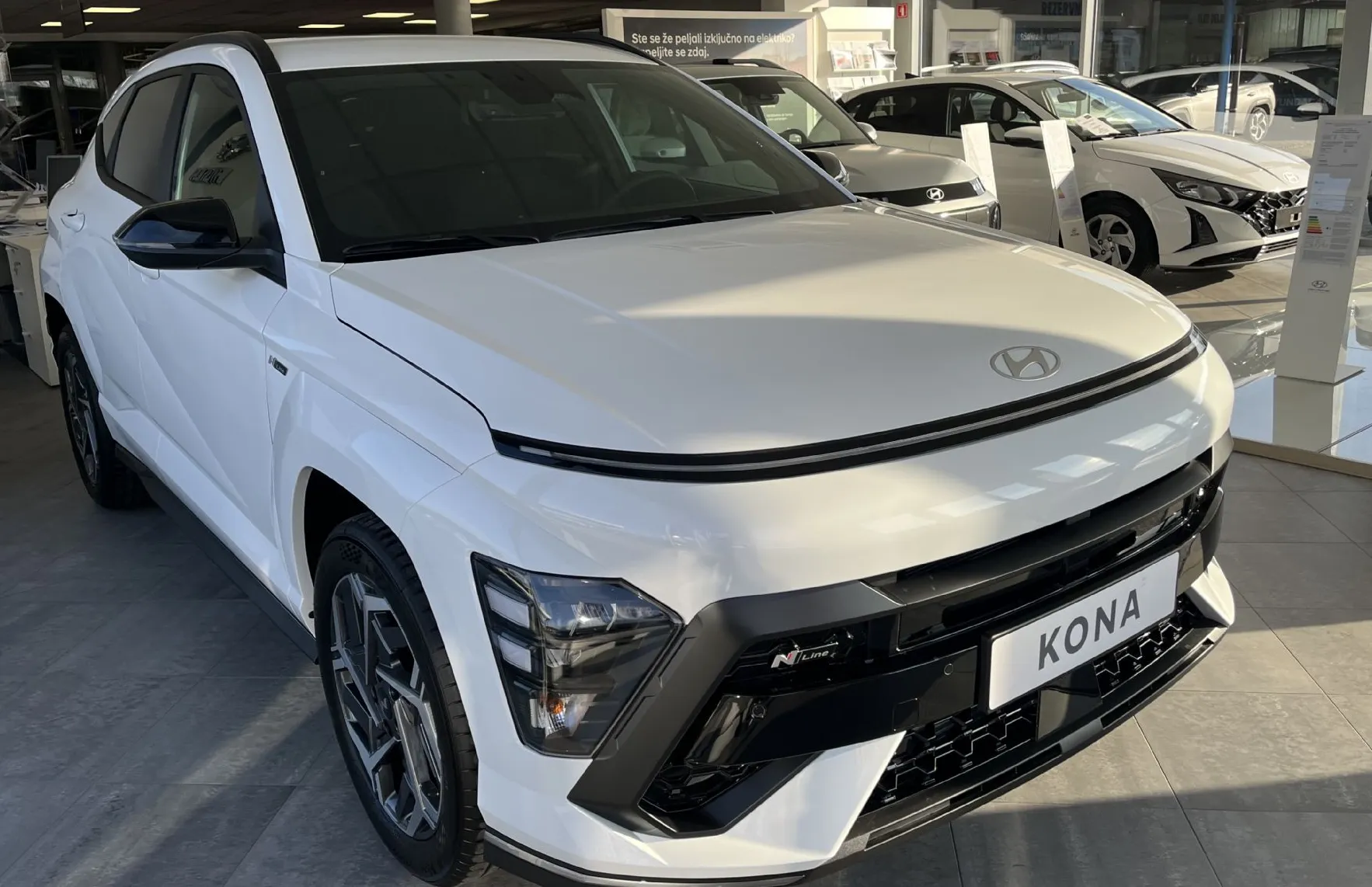 Zunanja slika - Hyundai Kona - 1.6 T-GDI 138 Premium DCT - 1