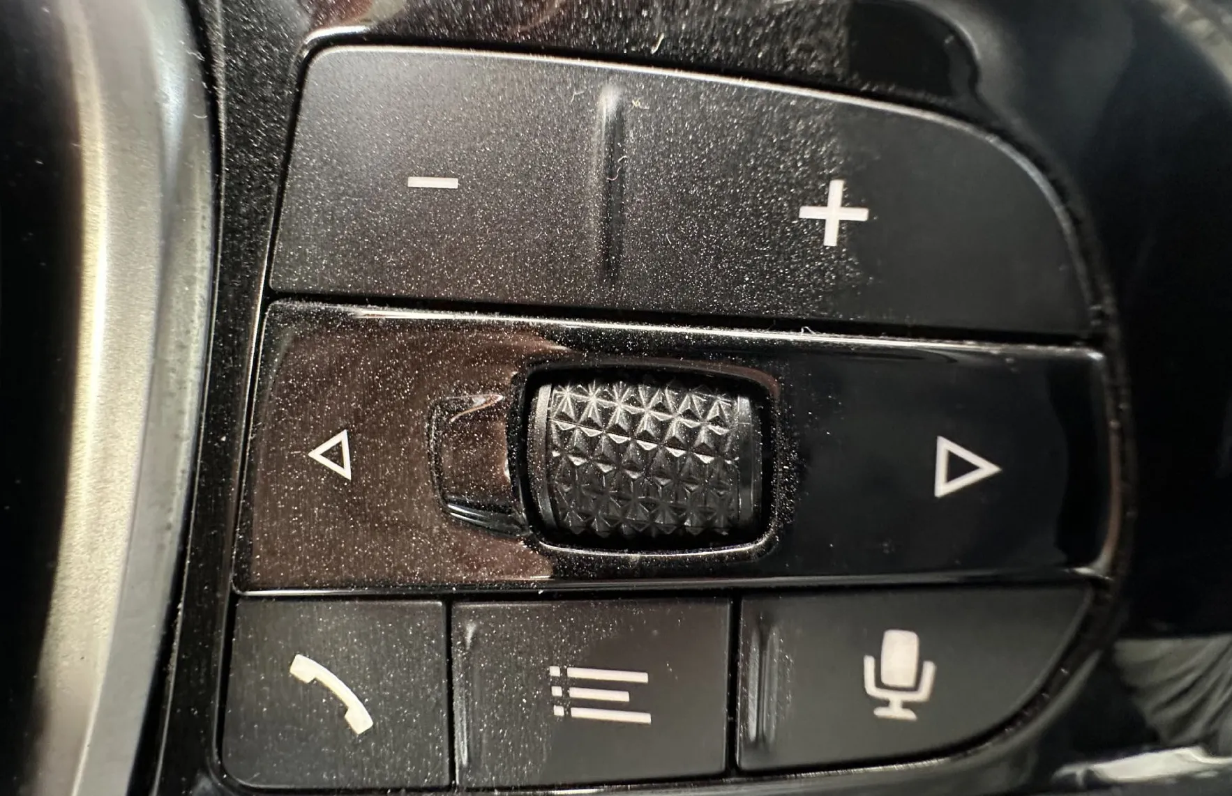Zunanja slika - BMW Serija 5 - : 530e xDrive LUXURY.KAMERA.NAVI.USNJE.LED.ALU.4X4 - 9