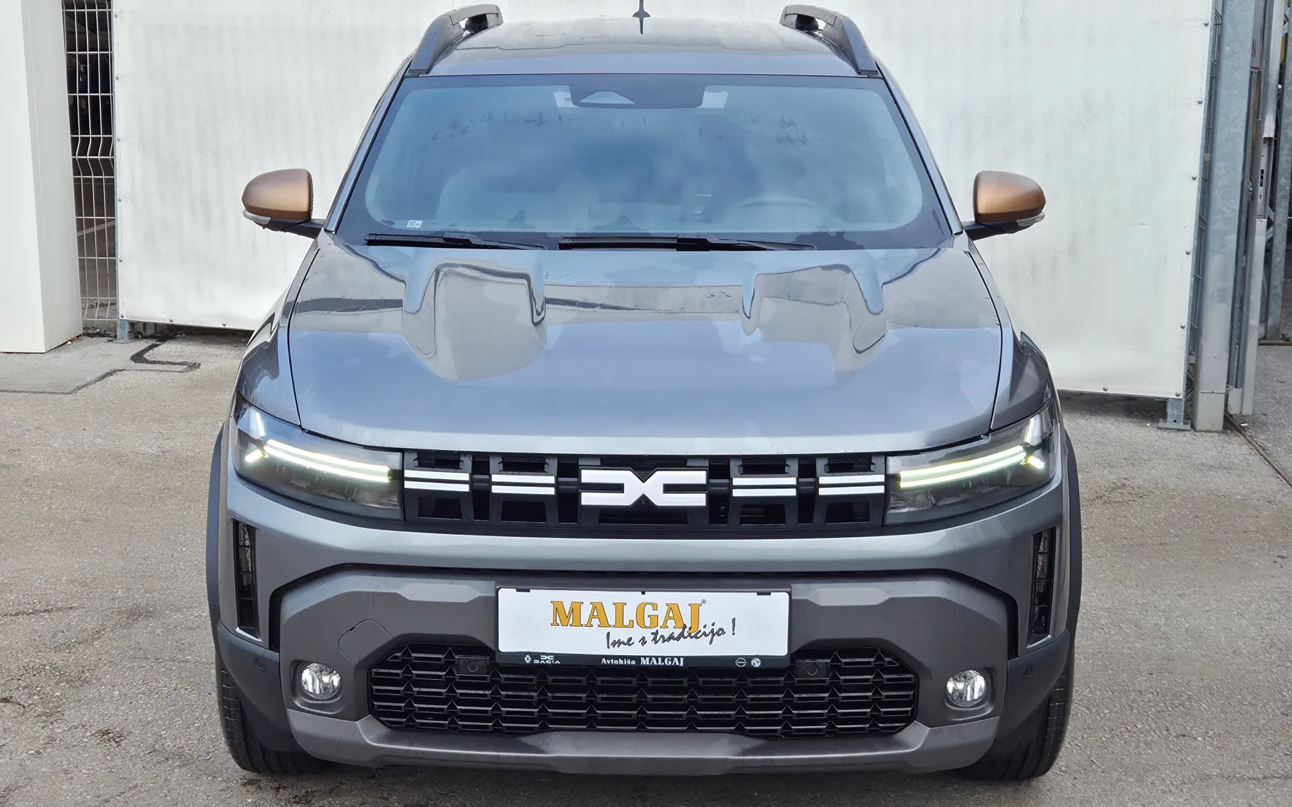 Zunanja slika - Dacia Duster - Extreme ECO-G +Paket City+Zimske gume - 3