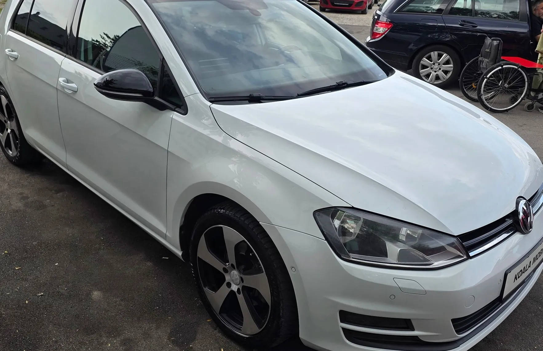 Zunanja slika - Volkswagen Golf - 2.0 TDI BMT CUP EDITION ALU PLATIŠČA-NAVI-PDC - 3