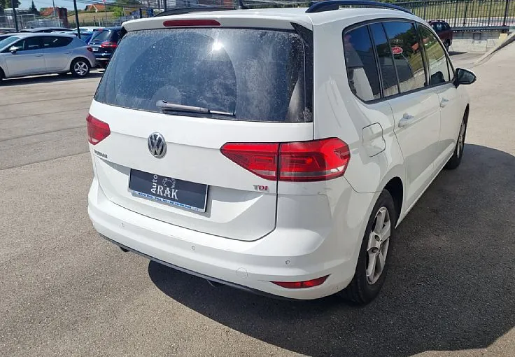 Zunanja slika - Volkswagen Touran - 1.6 TDI BMT Comfortline DSG 7 SEDEŽEV.SERVISNA - 6