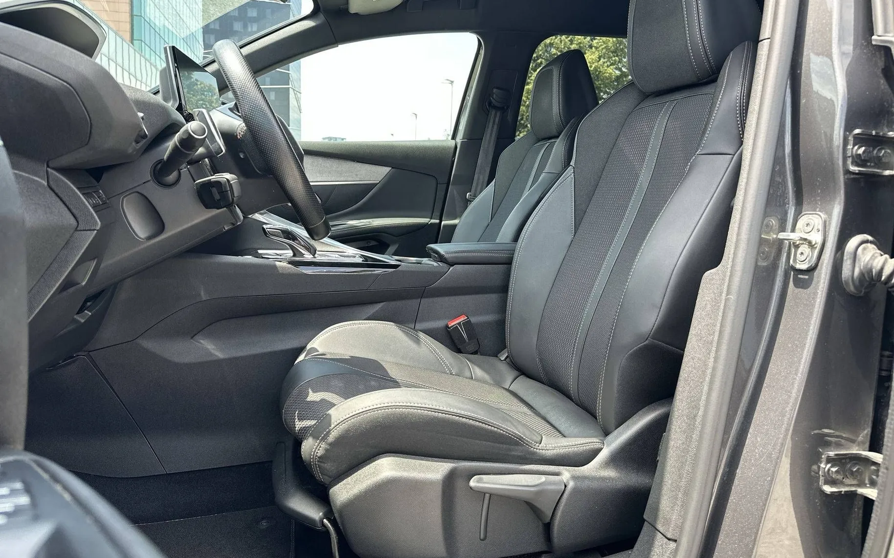 Notranja slika - Peugeot 5008 - 2.0 BlueHDI GT Avt. 7 SEDEŽEV - 10