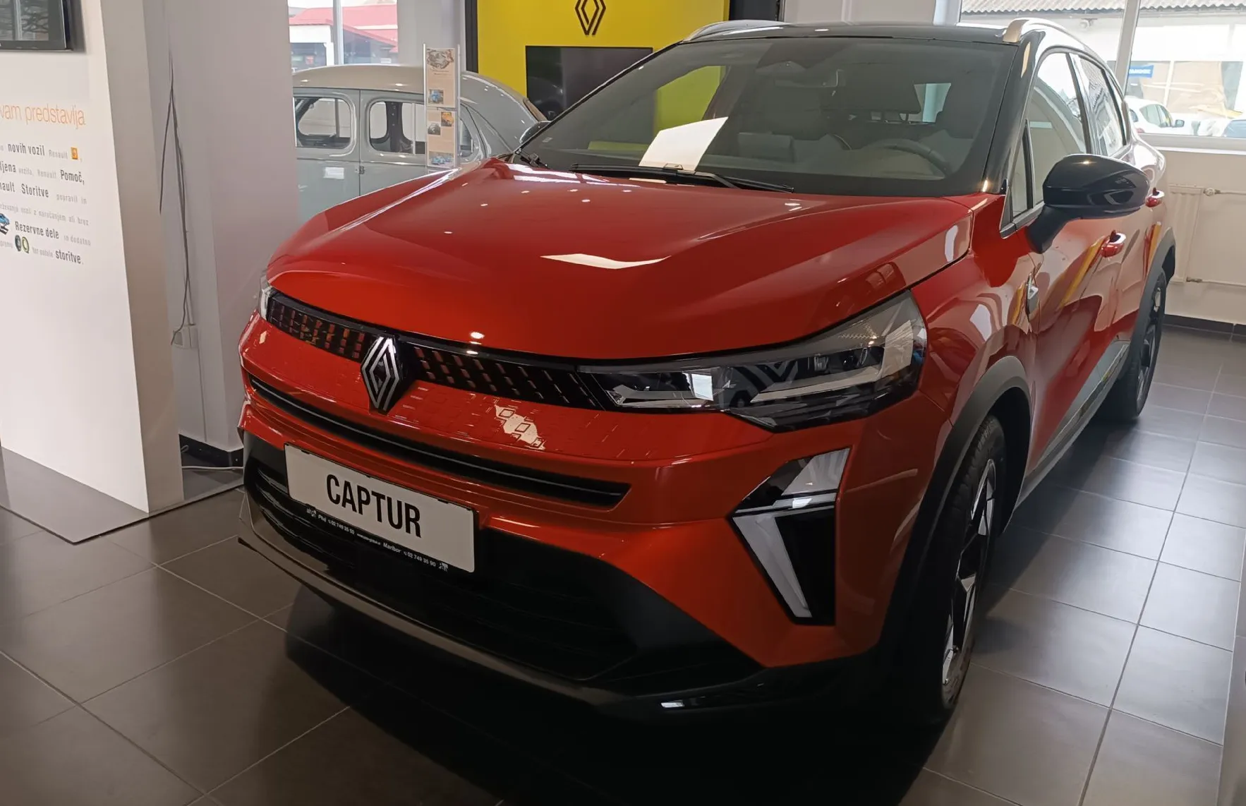 Zunanja slika - Renault Captur - TCe 115 techno + 4 LETA GRATIS SERVIS - 1