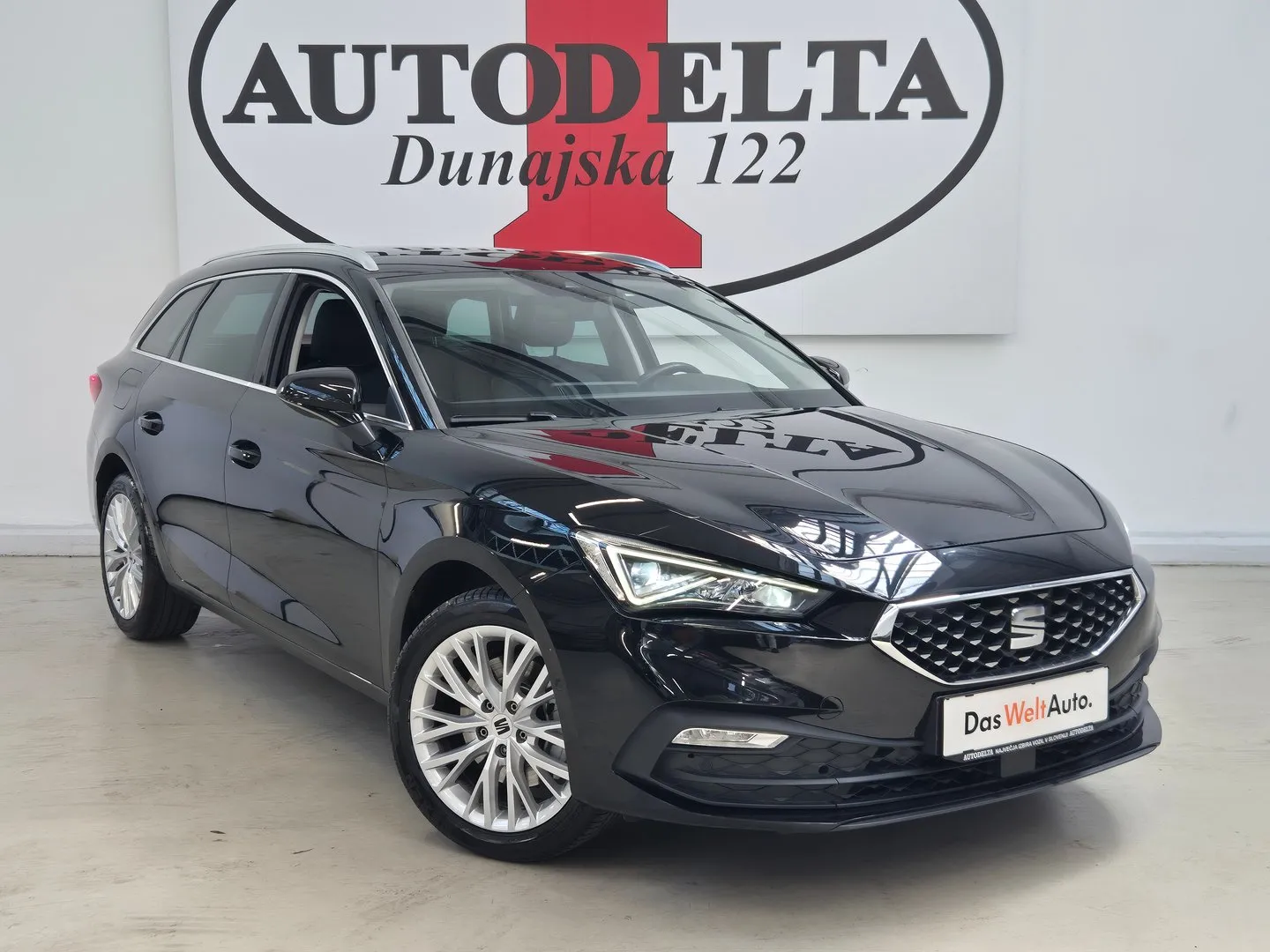 Zunanja slika - Seat Leon - SP XC 2.0 TDI DSG 110kW (150KM) - 2