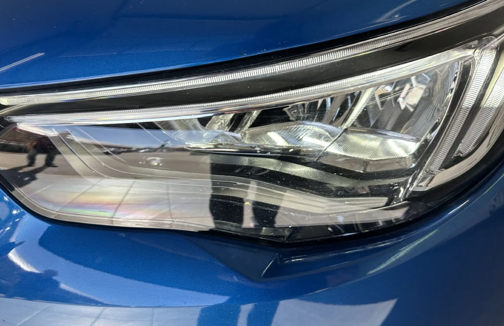 Zunanja slika - Opel Grandland X - 1.2 TURBO.96KW KAMERA.LED.KLJUKA+4ALU.SAMO 87000KM - 3