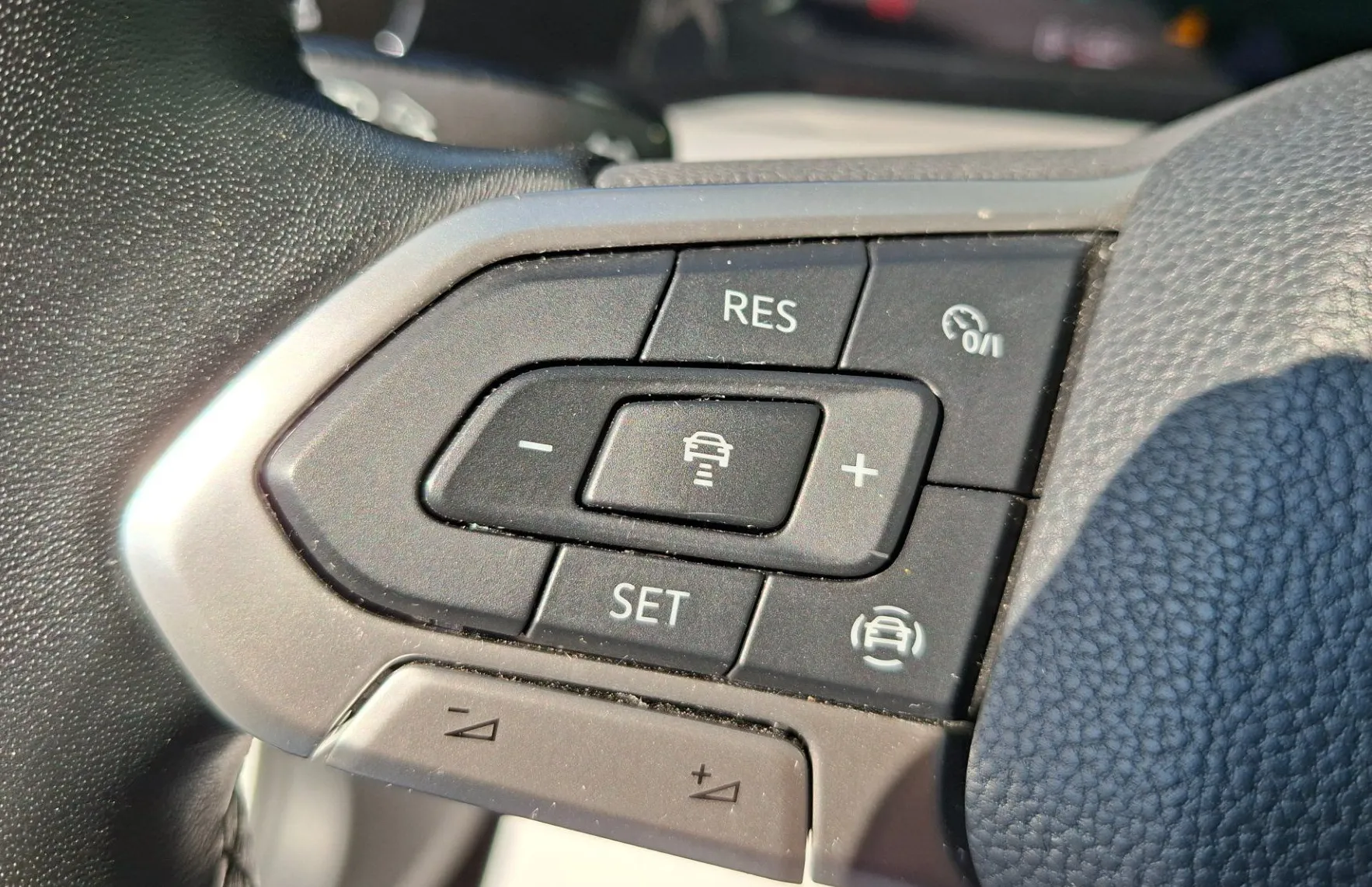 Zunanja slika - Volkswagen Golf - 2.0 TDI BMT Style - 13