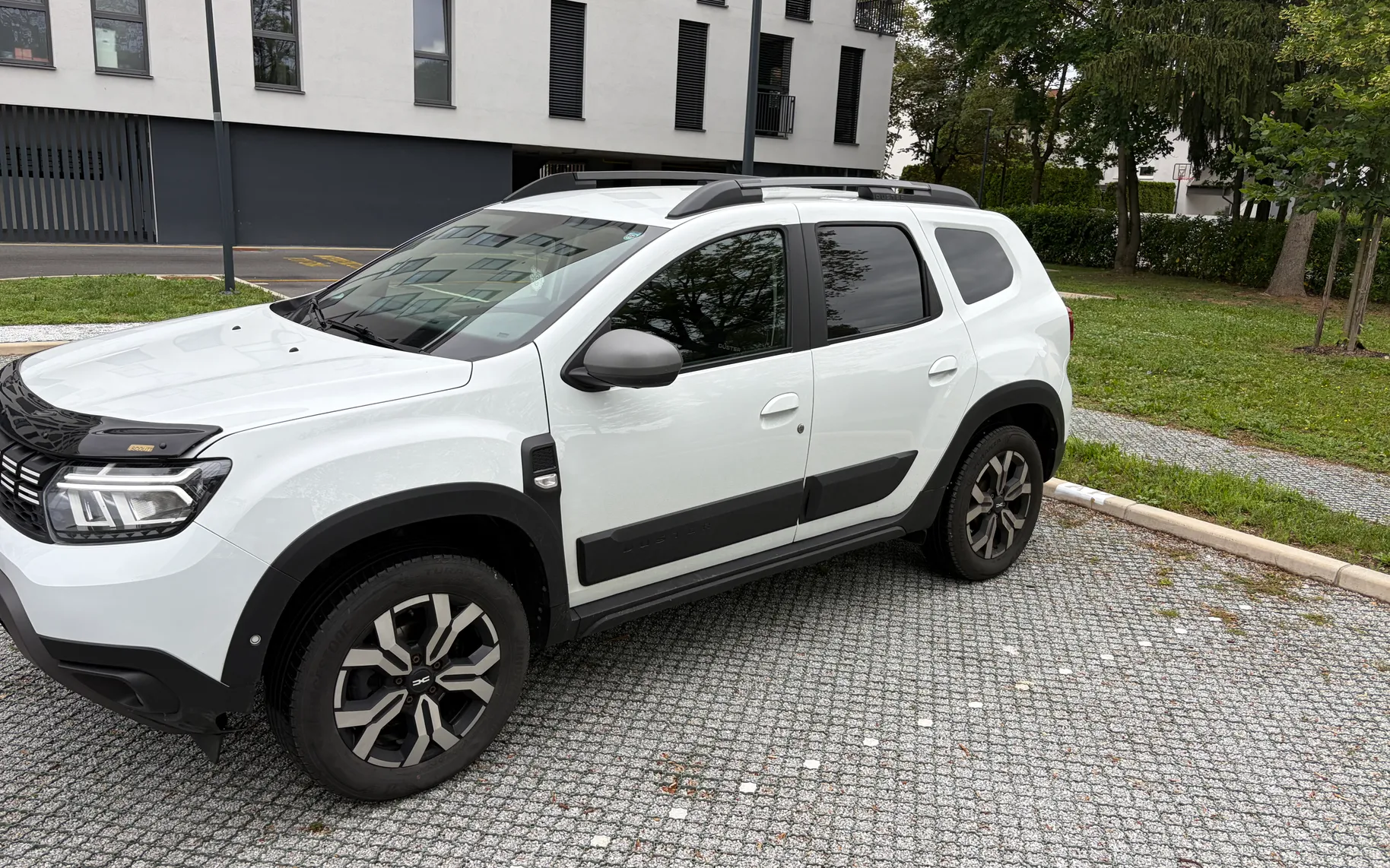 Zunanja slika - Dacia Duster - dacia  journey - 2