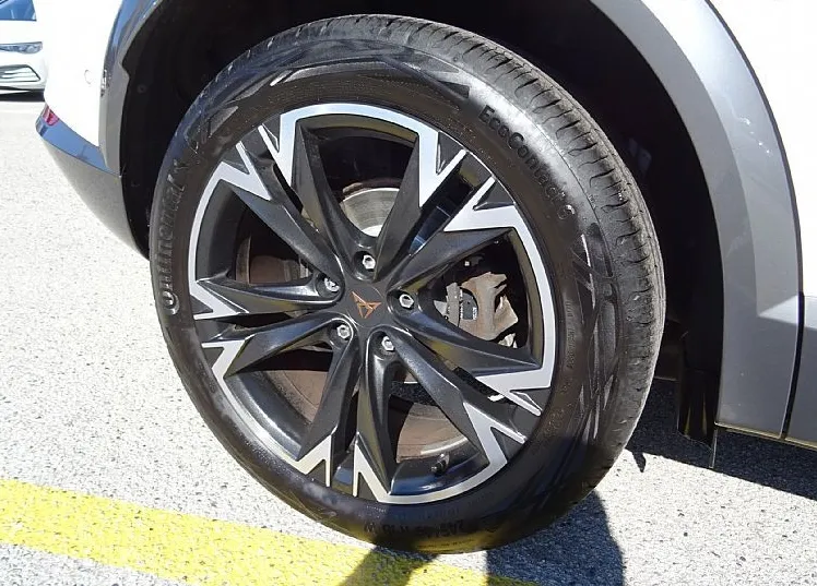Zunanja slika - Cupra Formentor - 1.5 TSI 150KM - KOT NOV - NAVI - KAMERA - - 7