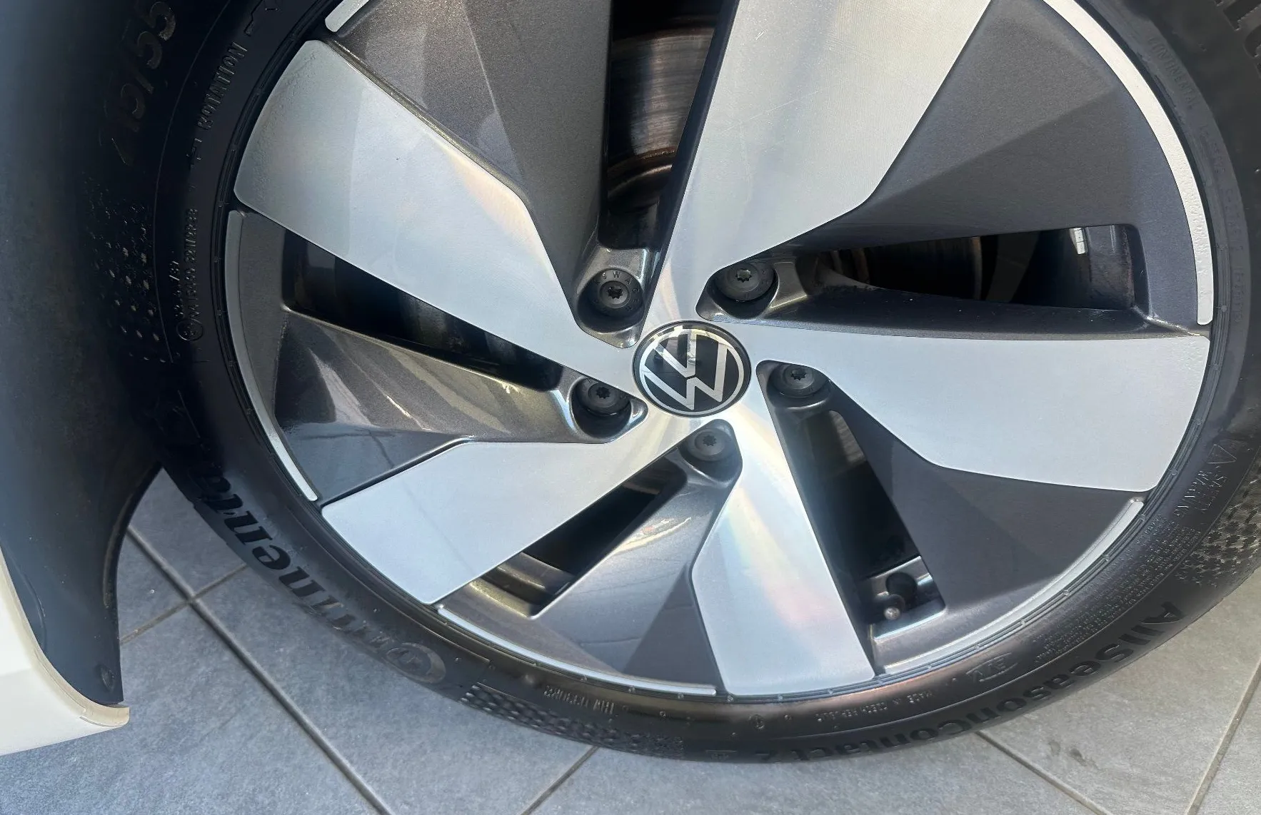 Zunanja slika - Volkswagen Passat - Variant 1.5 eTSI Business DSG.NEMŠKI.KLJUKA.KAMERA.LED.ACC - 13