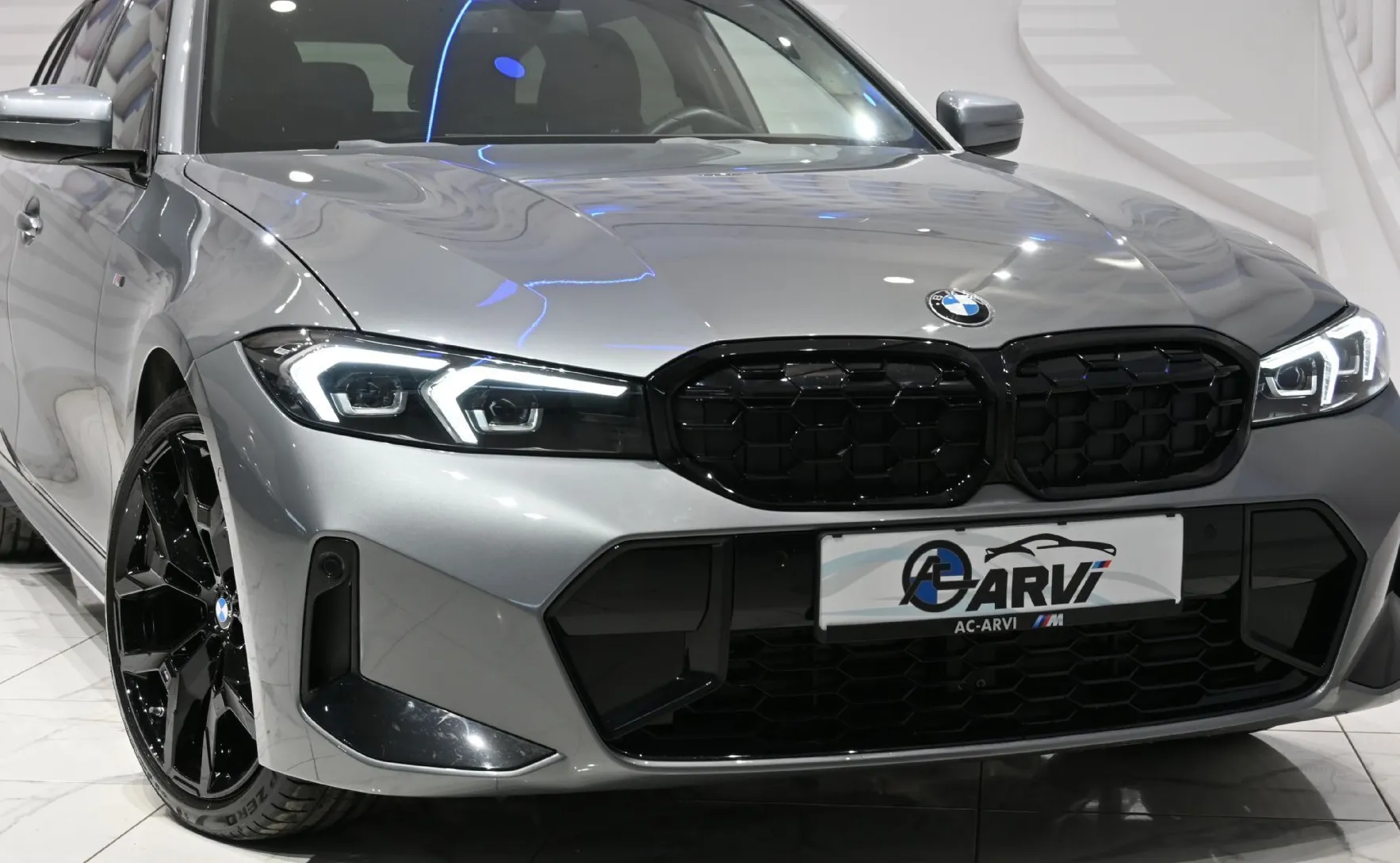 Zunanja slika - BMW Serija 3 - Touring: 320d Touring Avt-M.SPORT-LED-WIDE-KAM-KLJUKA - 1