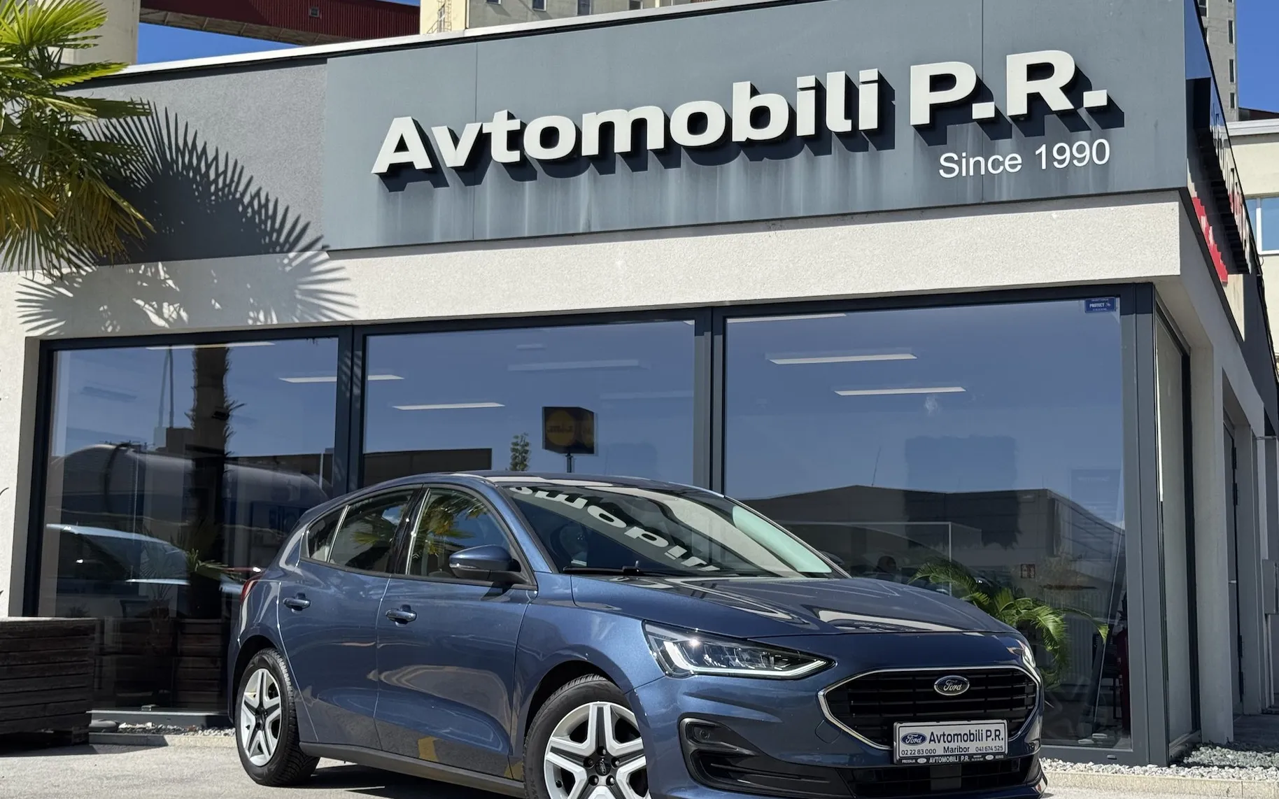 Zunanja slika - Ford Focus - 1.0 ECOBOOST 125KM CONNECTED FULL LED ZIMSKI PAKET - 3