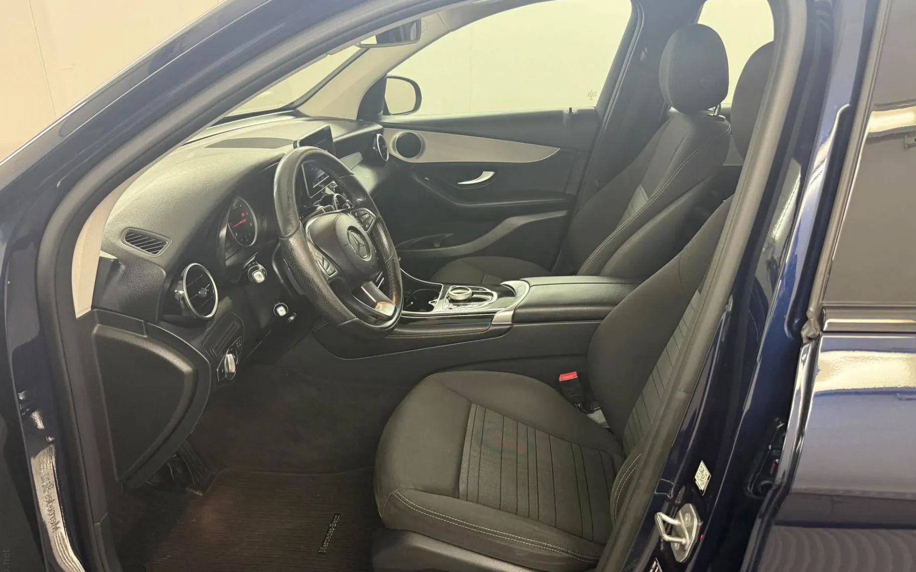 Zunanja slika - Mercedes-Benz GLC-Razred - GLC 220 D 4 MATIC AUT.NAVI.TEMP.EL.SED.AMB. - 12