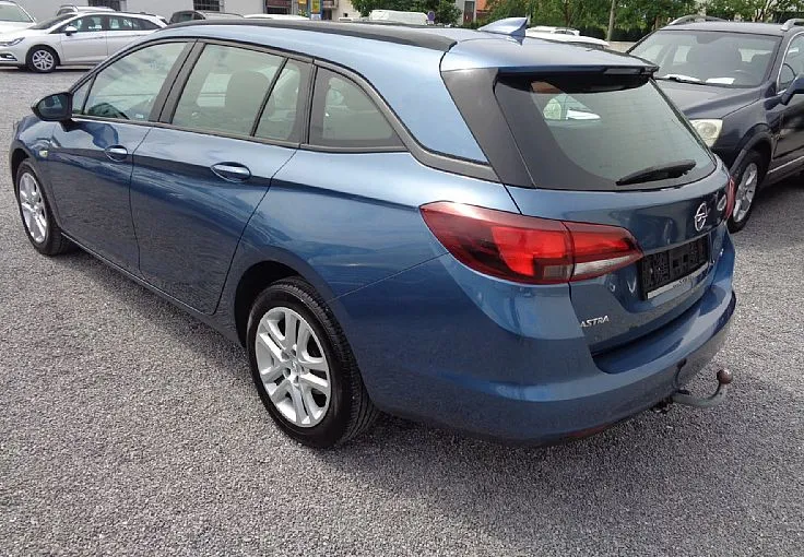 Zunanja slika - Opel Astra - ST 1.6 CDTI - VLEČNA KLJUKA - SERVISNA ZGODOVINA - 3
