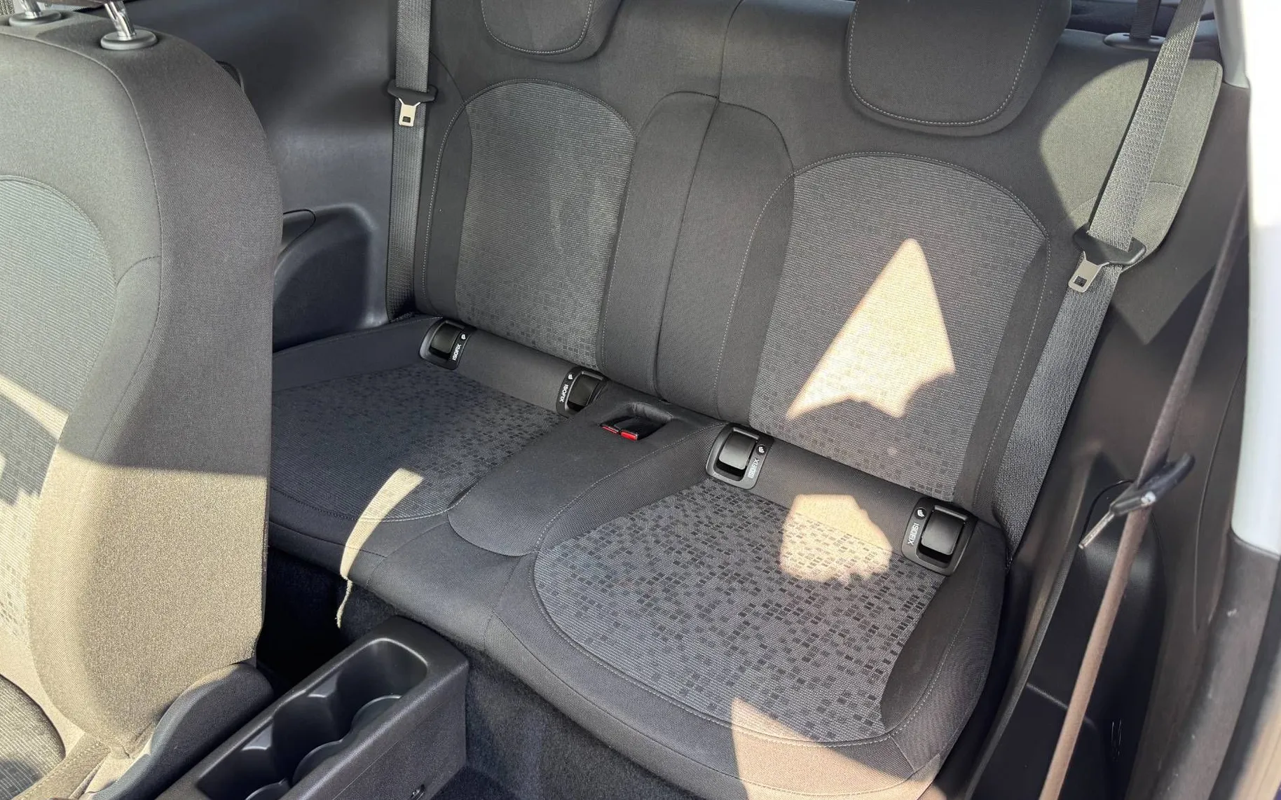Zunanja slika - Opel Adam - VIOLA°SLO°2.LAST°DVOBARVEN°TEMPOMAT°BLUETOOTH°AL.. - 20