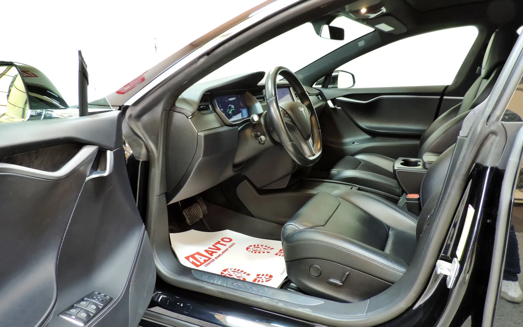 Zunanja slika - Tesla Model S - 100D - 9