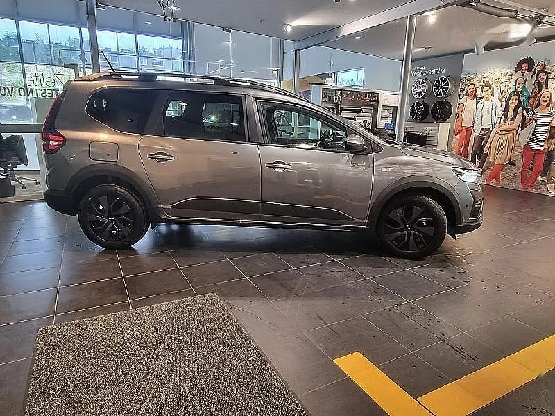 Zunanja slika - Dacia Jogger - Expression 1.0 TCe110 +paket UDOBJE + My Revision - 4