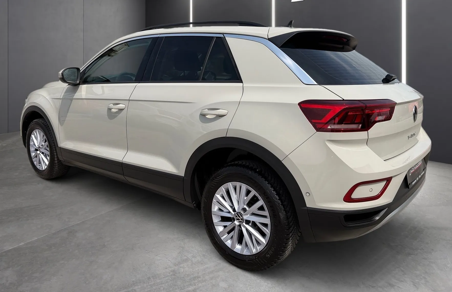 Zunanja slika - VW T-Roc - 1.0 TSI BMT Life-LED-PDC-AppConnect... - 4