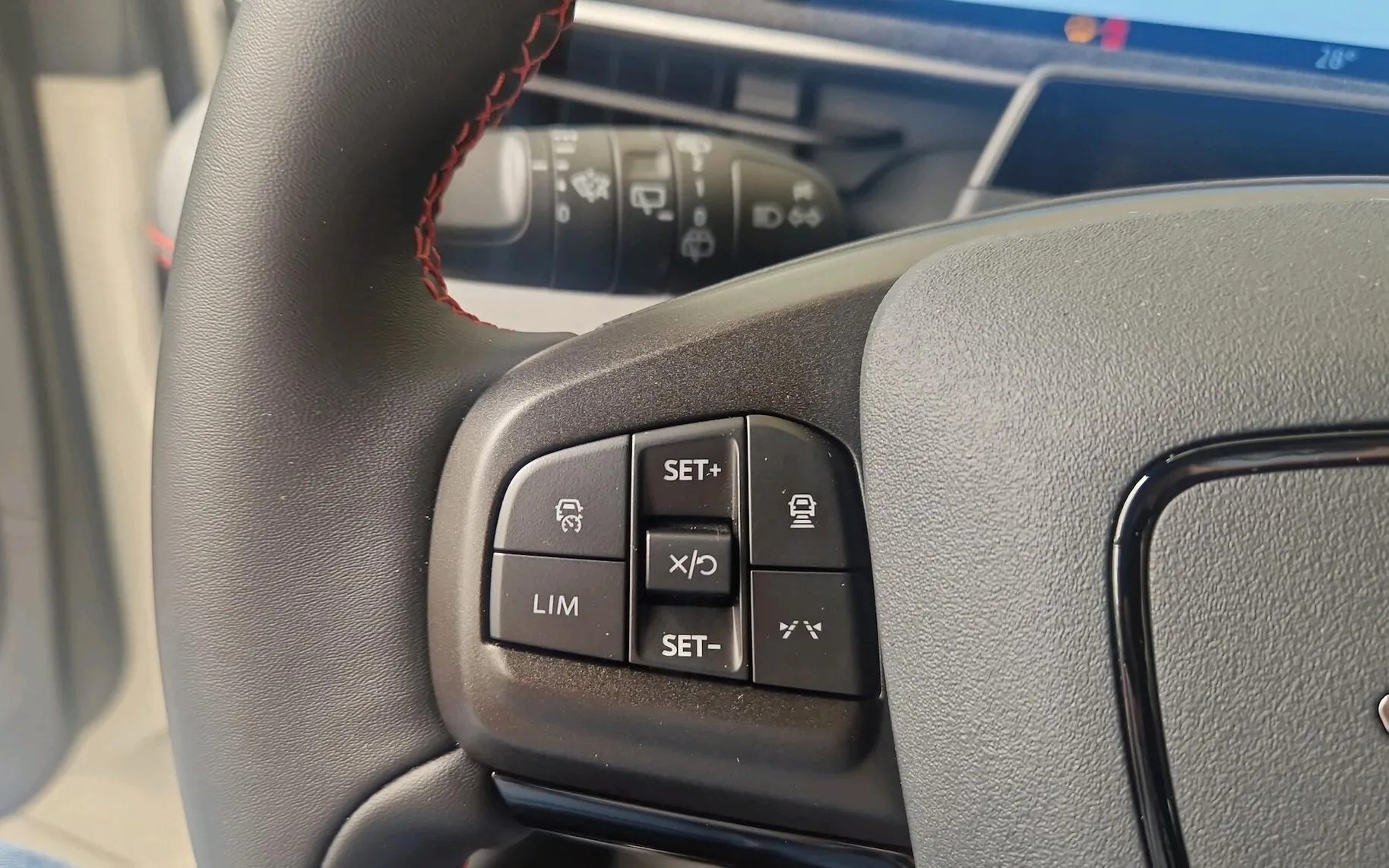 Zunanja slika - Ford Mustang - 4x4 Mach-E  88 kWh  Premium podaljšan doseg - 13