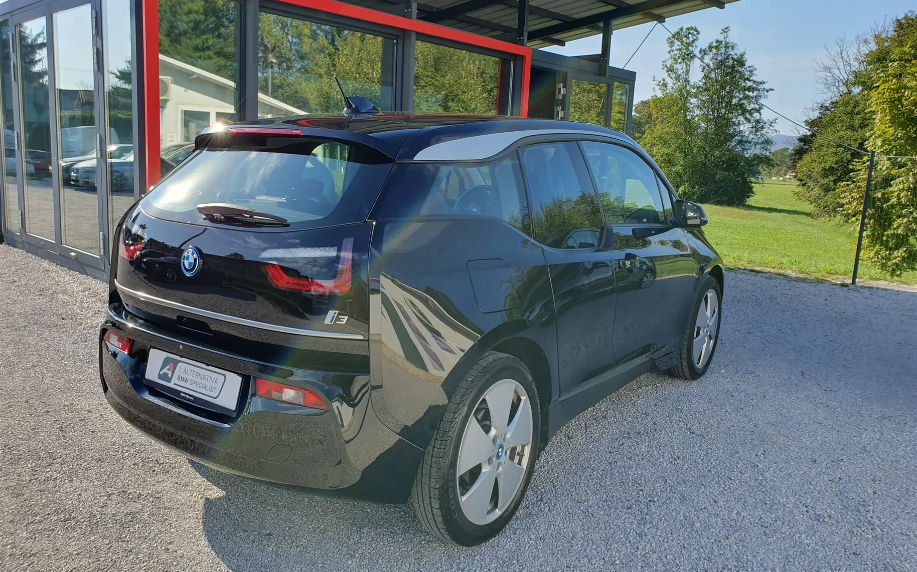 Zunanja slika - BMW i3 - 120Ah - 2