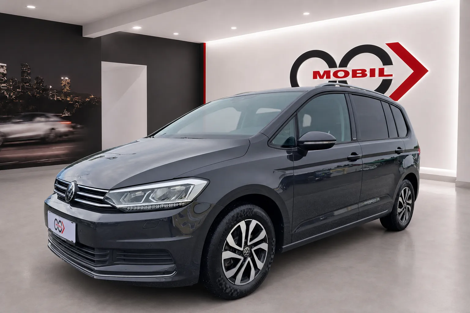 Zunanja slika - Volkswagen Touran - 2.0 TDI Active DSG - LED.virtual.kamera.navi.asi.. - 1